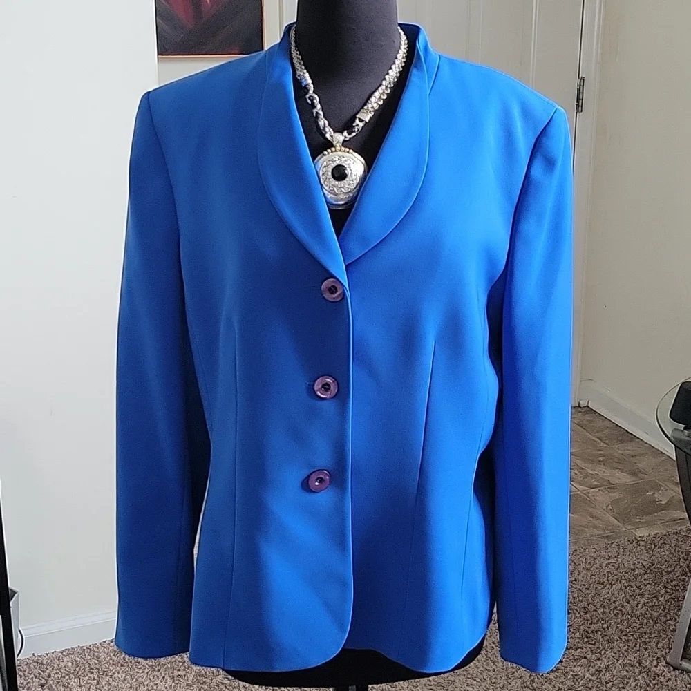 π Dark Blue Blazer π - Picture 1 of 12